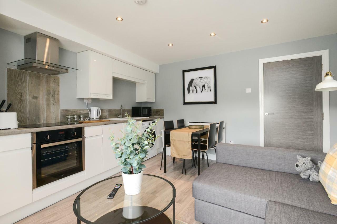 Arena Apartments - Stylish And Homely Apartments By The Ice Arena With Parking Nottingham Exterior photo